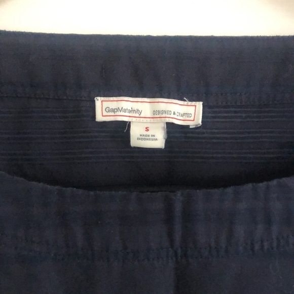 Gap Maternity sheer stripe top - Picture 2 of 6